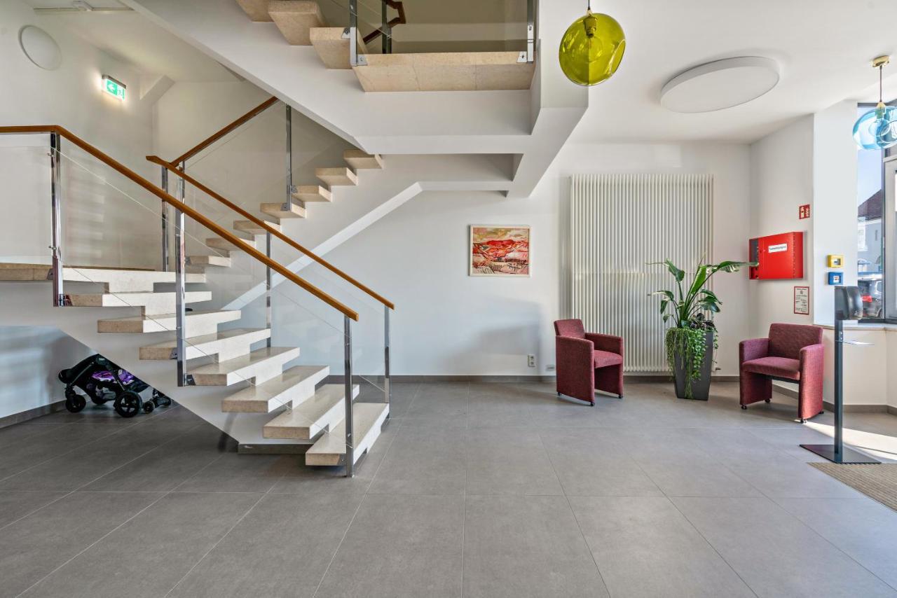 Huber Living Basic 203 Apartment Гермеринг Екстериор снимка